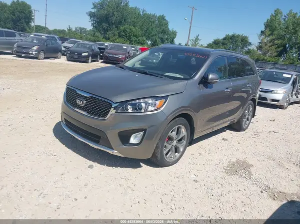 5XYPKDA51GG099264 2016 KIA SORENTO - Image 2