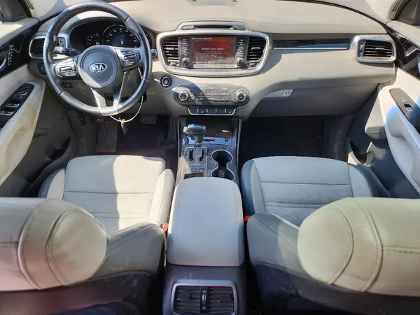 5XYPKDA51GG100753 2016 KIA SORENTO - Image 8