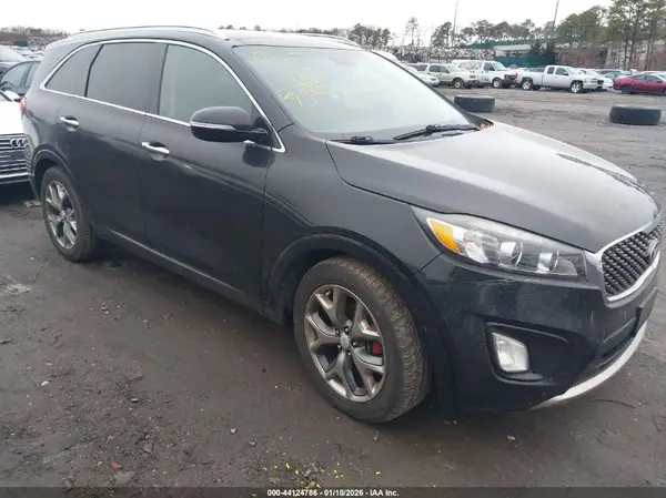 5XYPKDA51GG113261 2016 KIA SORENTO - Image 1