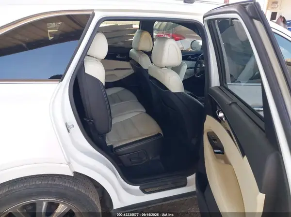5XYPKDA51GG120081 2016 KIA SORENTO - Image 8