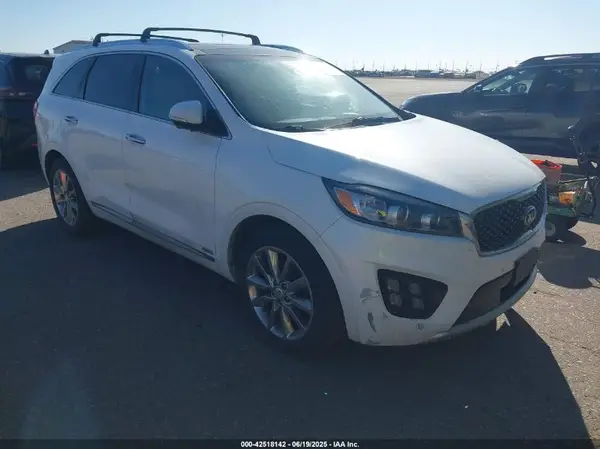 5XYPKDA51GG146714 2016 KIA SORENTO - Image 1