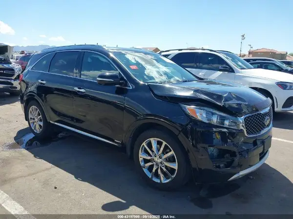 5XYPKDA51HG205522 2017 KIA SORENTO - Image 1