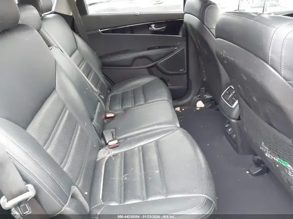 5XYPKDA51HG223552 2017 KIA SORENTO - Image 8