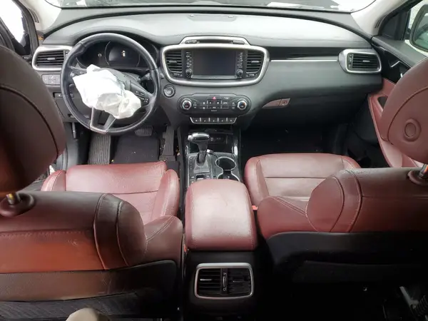 5XYPKDA51HG228380 2017 KIA SORENTO - Image 8