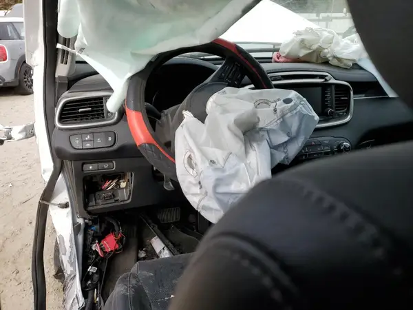 5XYPKDA51HG232039 2017 KIA SORENTO - Image 8