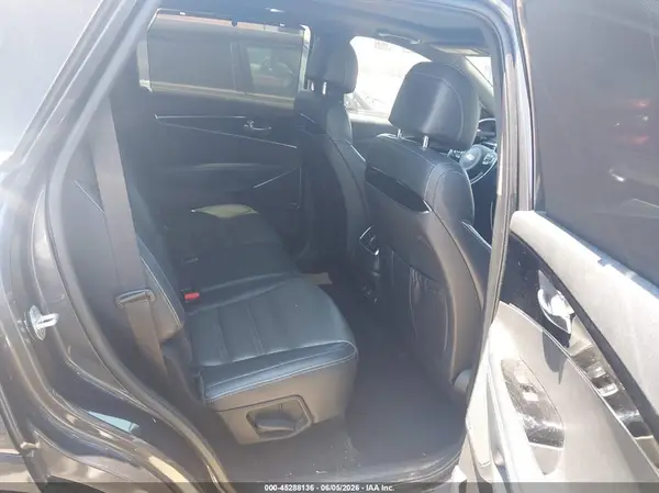 5XYPKDA51HG241498 2017 KIA SORENTO - Image 8