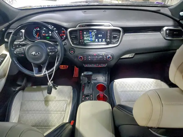 5XYPKDA51HG337311 2017 KIA SORENTO - Image 8