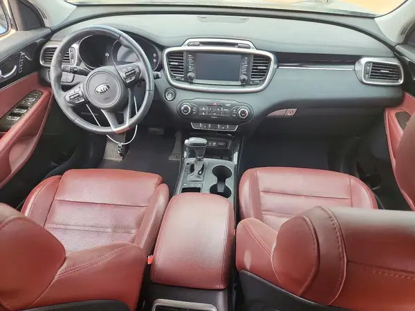 5XYPKDA51JG367186 2018 KIA SORENTO - Image 8