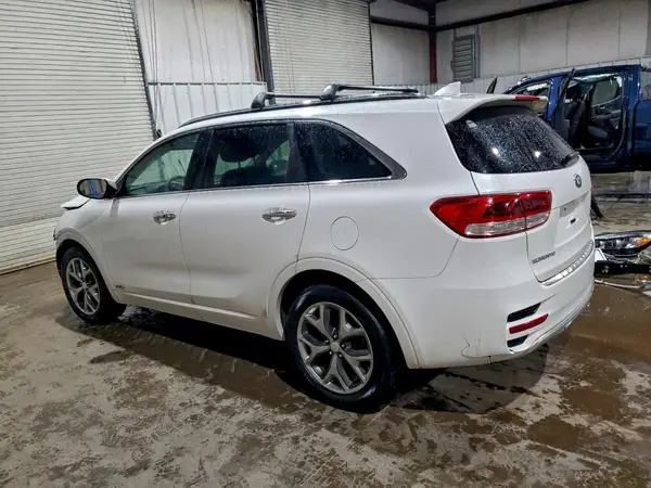 5XYPKDA52GG101104 2016 KIA SORENTO - Image 2