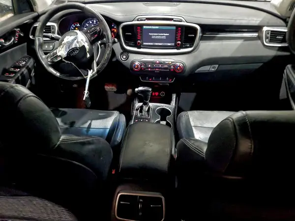 5XYPKDA52GG101104 2016 KIA SORENTO - Image 8
