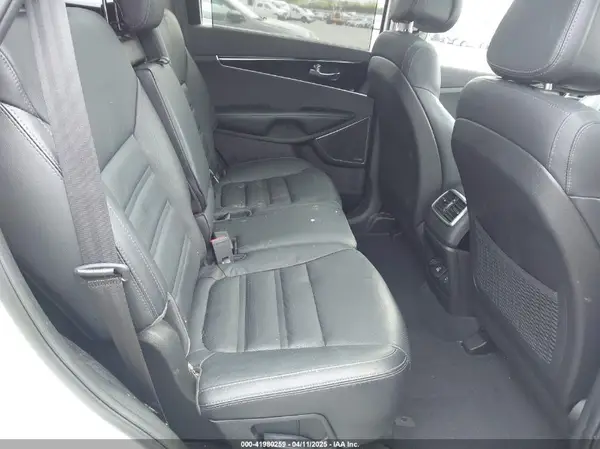 5XYPKDA52GG171993 2016 KIA SORENTO - Image 8