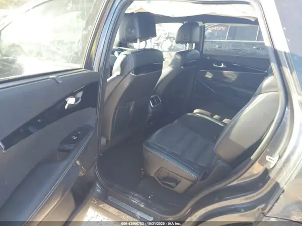 5XYPKDA52HG227741 2017 KIA SORENTO - Image 8