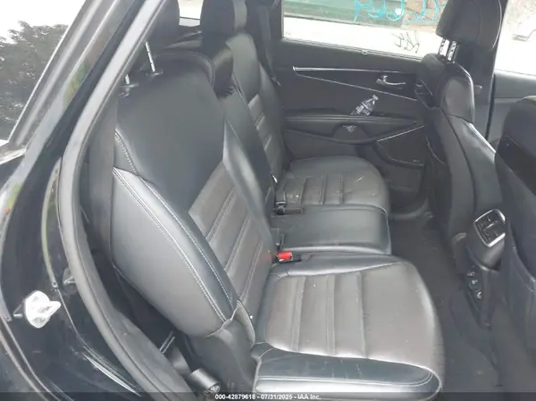 5XYPKDA52HG227870 2017 KIA SORENTO - Image 8