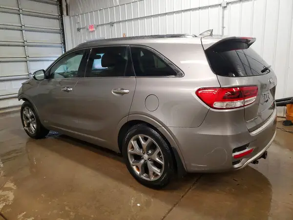 5XYPKDA52HG231515 2017 KIA SORENTO - Image 2