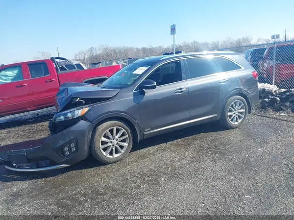 5XYPKDA52HG241493 2017 KIA SORENTO - Image 2
