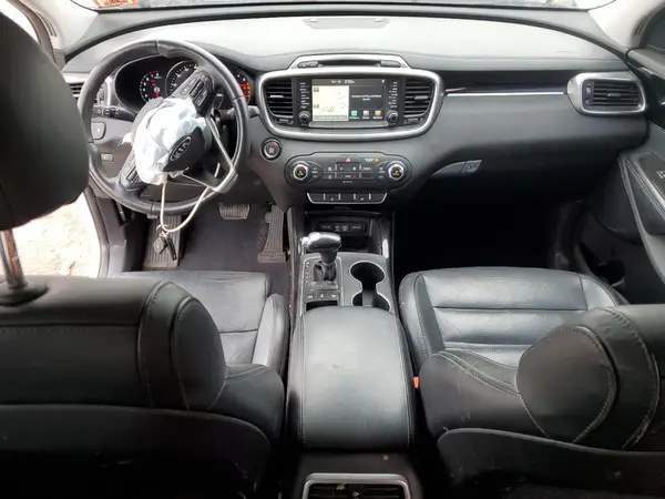 5XYPKDA52JG377483 2018 KIA SORENTO - Image 8
