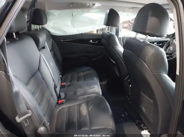 5XYPKDA52JG380948 2018 KIA SORENTO - Image 8