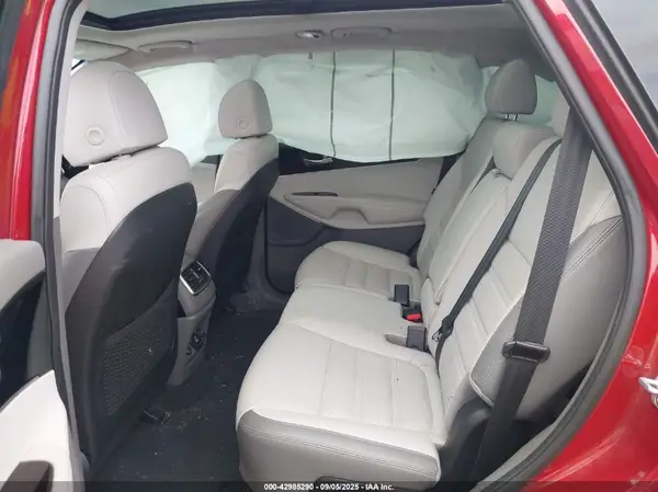 5XYPKDA52JG413804 2018 KIA SORENTO - Image 8