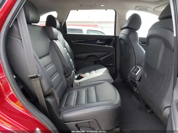 5XYPKDA52KG456704 2019 KIA SORENTO - Image 8