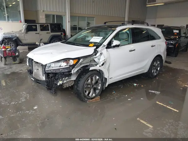 5XYPKDA52LG667113 2020 KIA SORENTO - Image 2
