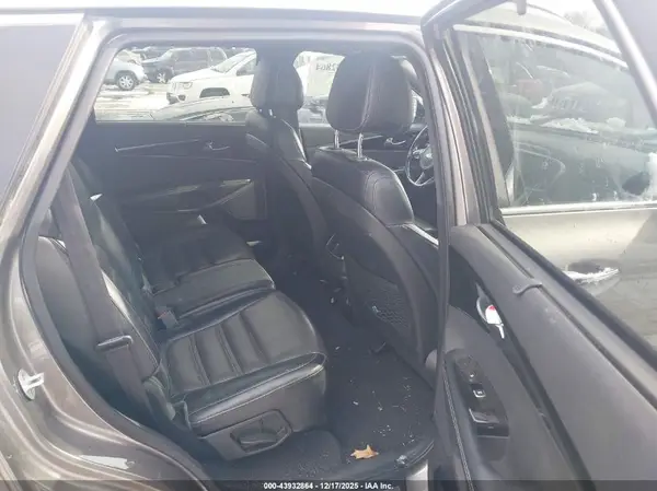 5XYPKDA53GG007670 2016 KIA SORENTO - Image 8