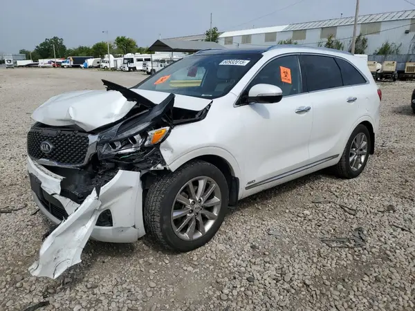 5XYPKDA53GG013517 2016 KIA SORENTO - Image 1