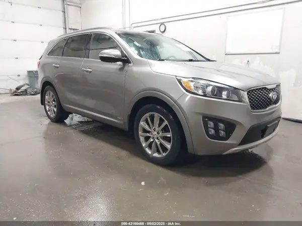 5XYPKDA53GG016983 2016 KIA SORENTO - Image 1