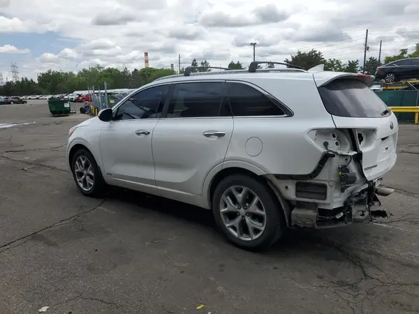 5XYPKDA53GG069988 2016 KIA SORENTO - Image 2