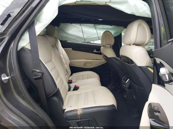 5XYPKDA53GG137285 2016 KIA SORENTO - Image 8