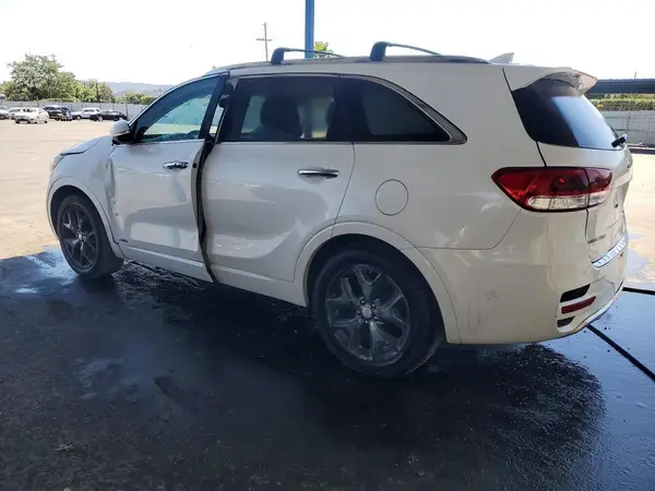 5XYPKDA53GG170058 2016 KIA SORENTO - Image 2