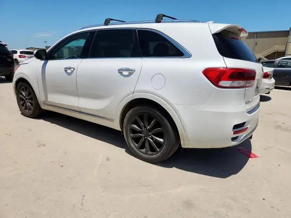 5XYPKDA53JG365391 2018 KIA SORENTO - Image 2