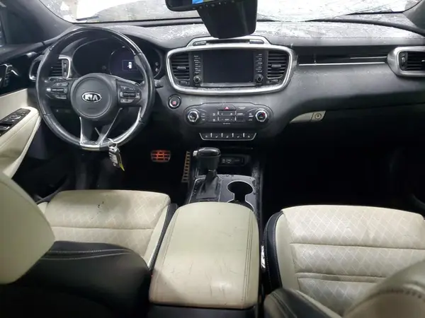 5XYPKDA53JG371076 2018 KIA SORENTO - Image 8
