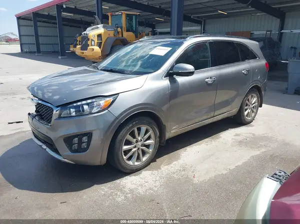5XYPKDA53JG390694 2018 KIA SORENTO - Image 2