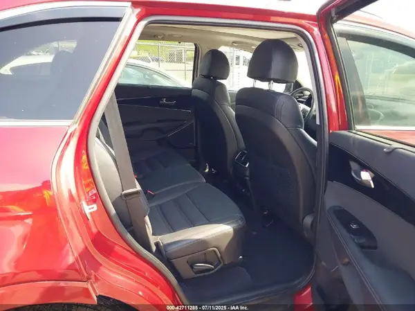 5XYPKDA53JG406182 2018 KIA SORENTO - Image 8