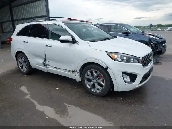 5XYPKDA53JG420017 2018 KIA SORENTO - Image 1