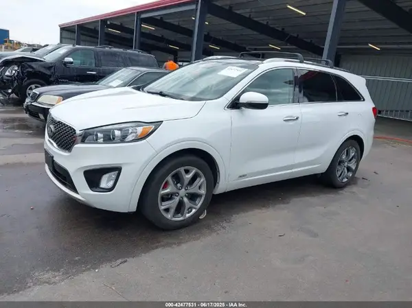 5XYPKDA53JG420017 2018 KIA SORENTO - Image 2