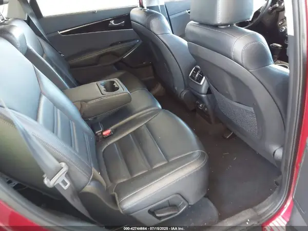 5XYPKDA53KG500242 2019 KIA SORENTO - Image 8