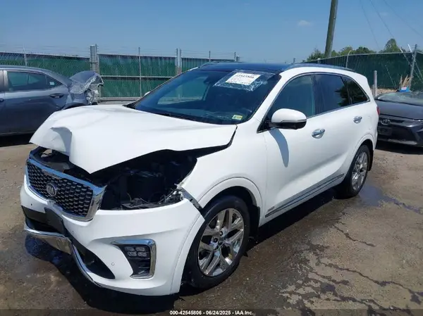 5XYPKDA53KG536707 2019 KIA SORENTO - Image 2