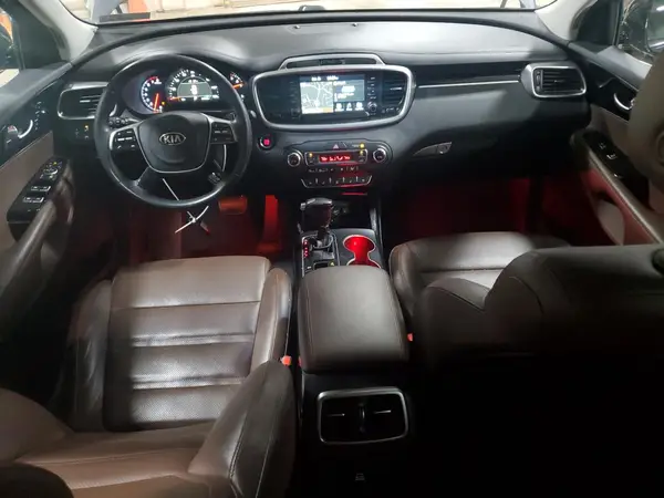 5XYPKDA53KG541051 2019 KIA SORENTO - Image 8