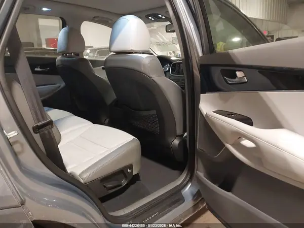 5XYPKDA53LG656900 2020 KIA SORENTO - Image 8
