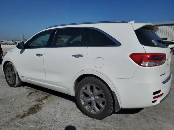 5XYPKDA54GG029984 2016 KIA SORENTO - Image 2