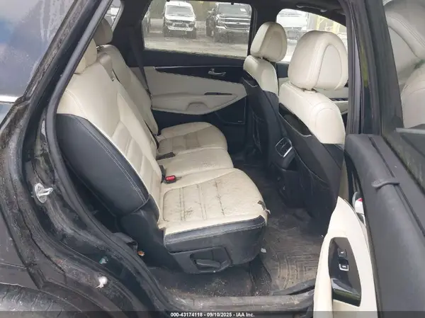 5XYPKDA54GG079980 2016 KIA SORENTO - Image 8