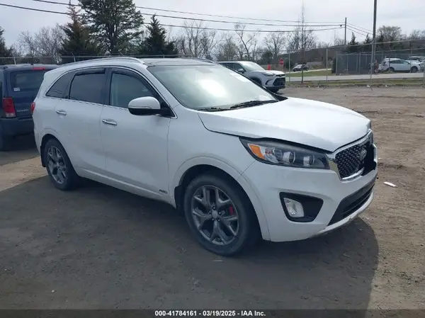 5XYPKDA54GG101802 2016 KIA SORENTO - Image 1