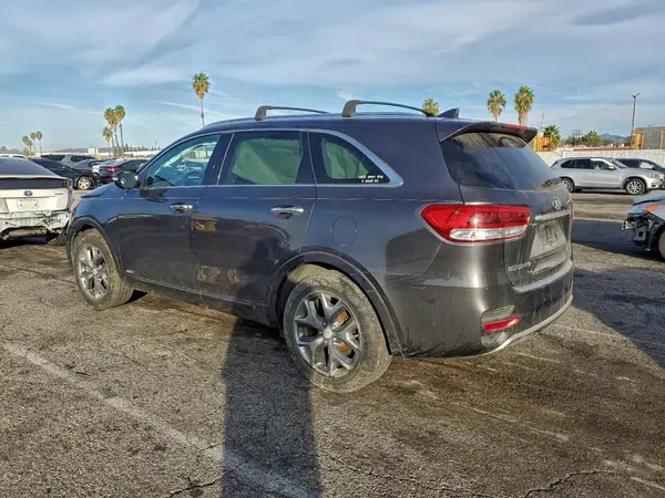 5XYPKDA54HG205627 2017 KIA SORENTO - Image 2