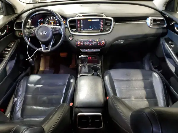 5XYPKDA54HG261969 2017 KIA SORENTO - Image 8