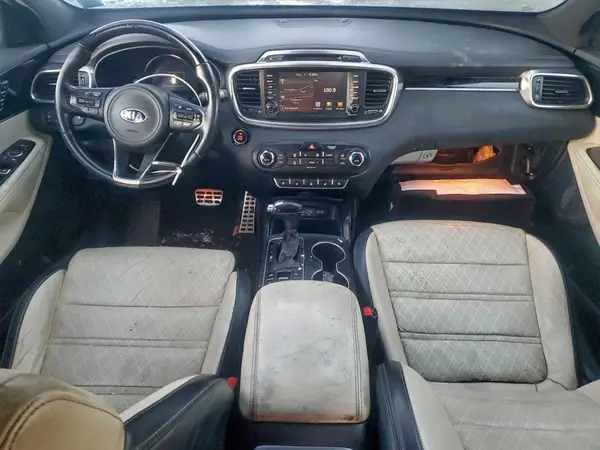 5XYPKDA54HG264211 2017 KIA SORENTO - Image 8