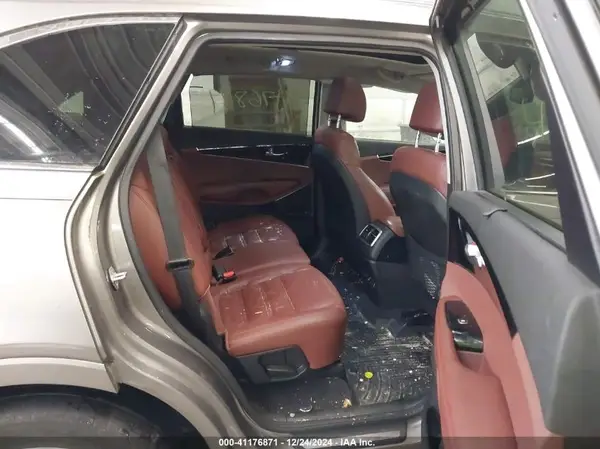 5XYPKDA54HG336976 2017 KIA SORENTO - Image 8