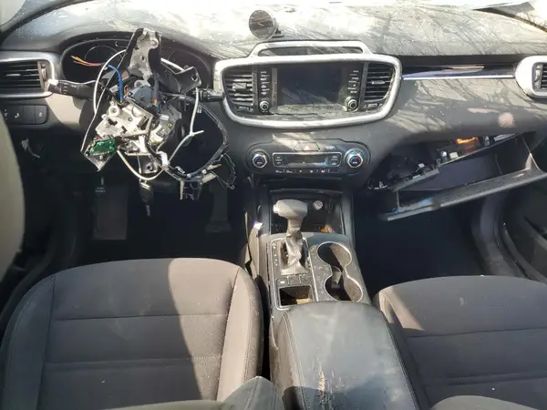 5XYPKDA54JG132006 2018 KIA SORENTO - Image 8