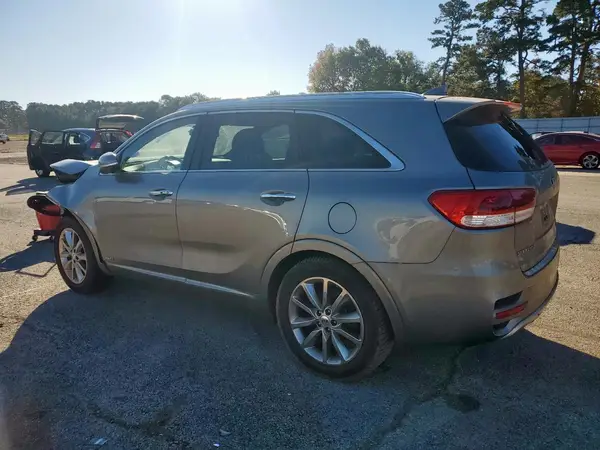5XYPKDA54JG368722 2018 KIA SORENTO - Image 2