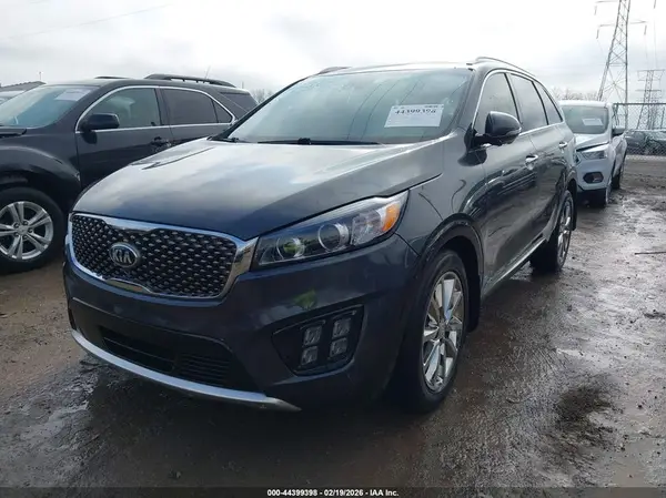 5XYPKDA54JG421208 2018 KIA SORENTO - Image 2
